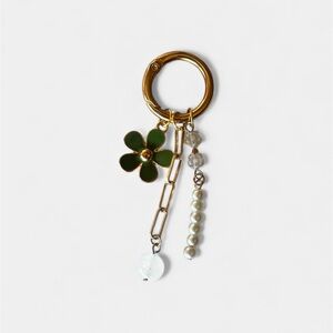 Gold and Green Flower Keychain